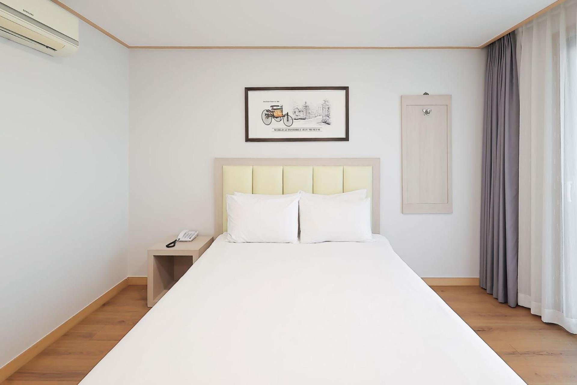 Shin Shin Hotel Jeju City Exterior photo