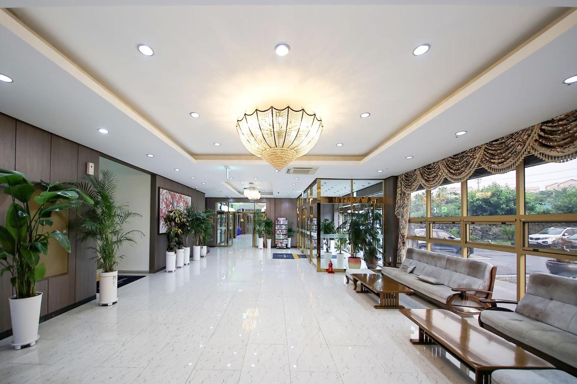 Shin Shin Hotel Jeju City Exterior photo