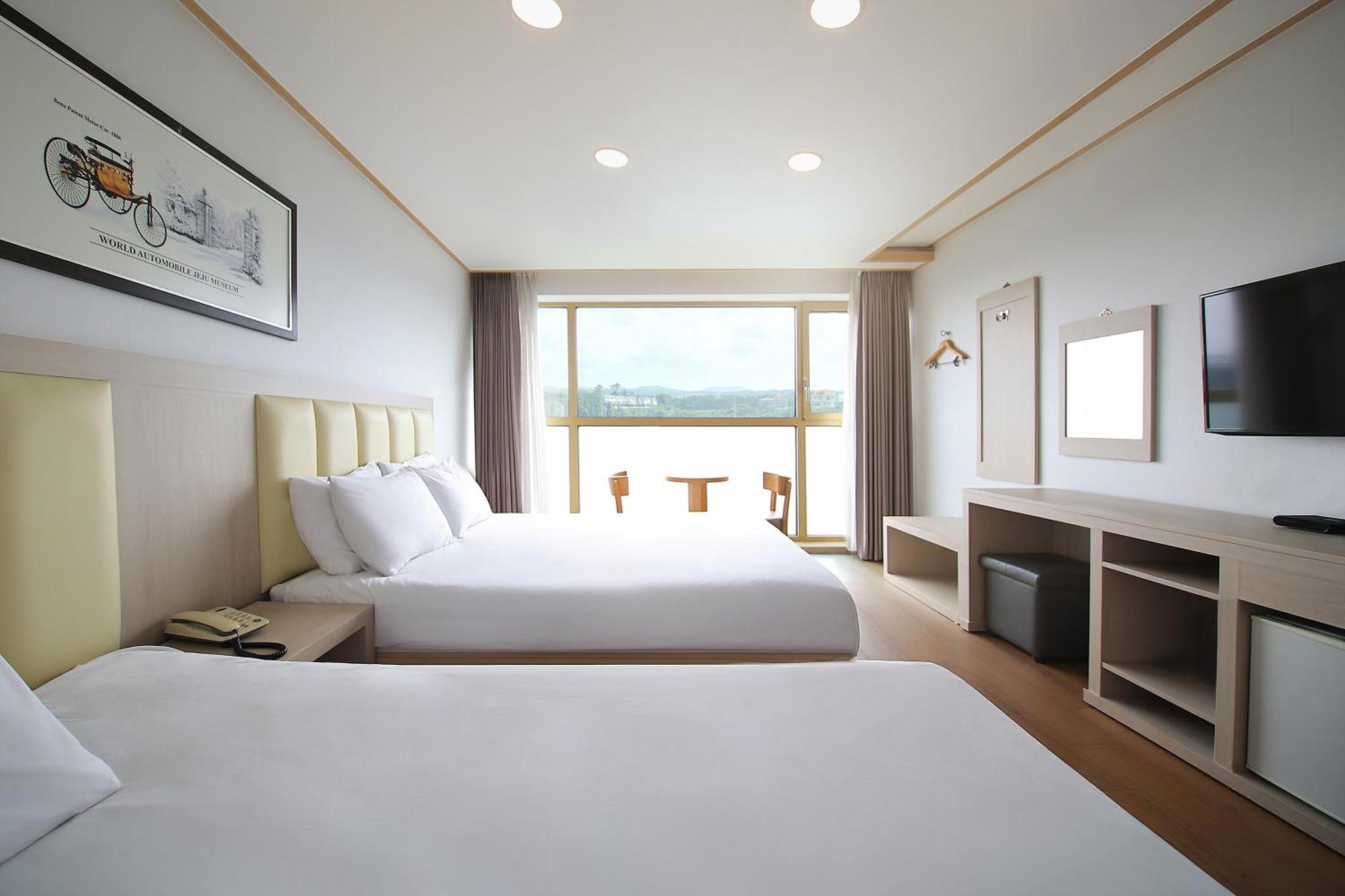 Shin Shin Hotel Jeju City Exterior photo