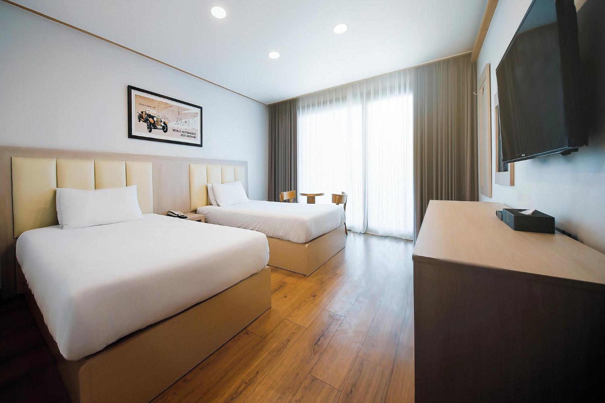 Shin Shin Hotel Jeju City Exterior photo